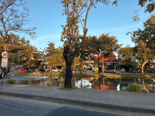 �`�F���}�C�̊X2