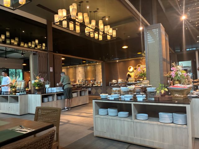 ���H���i