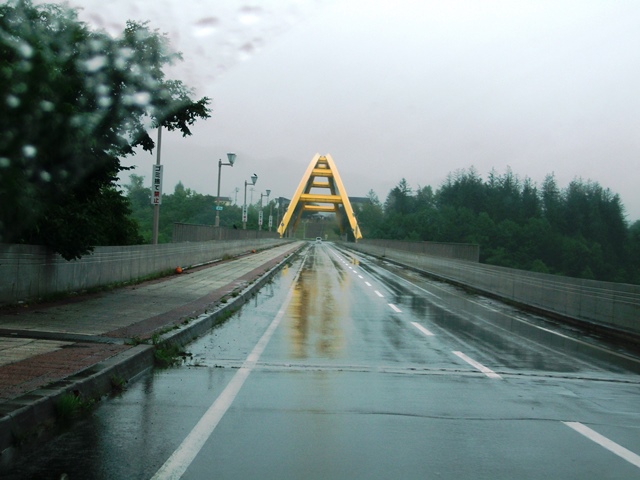 jZR勴