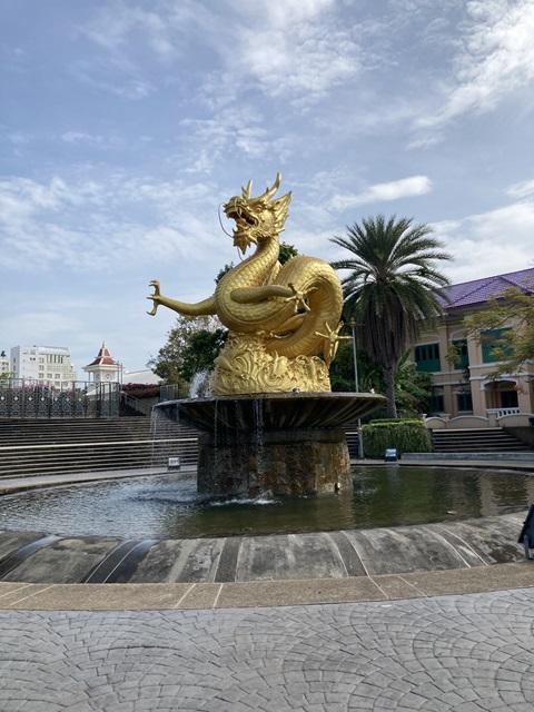 Golden Dragon Monument